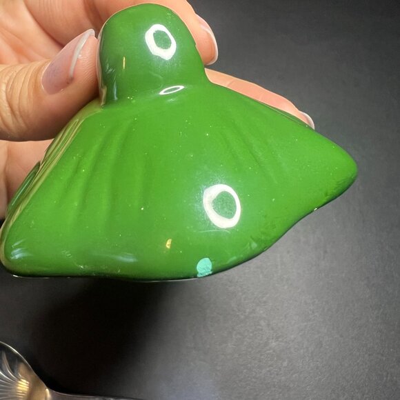 Vintage Red & Green Strawberry Ceramic Sugar Bowl Jar w/ Sheffield Spoon 4.5" - Picture 10 of 11